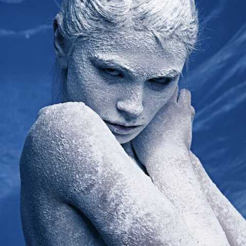 A picture of a frozen girl